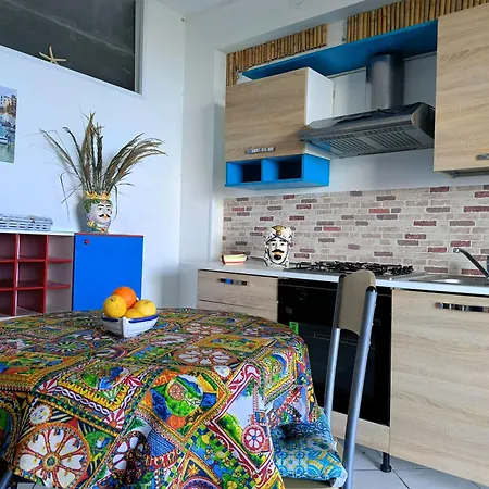 Semesterbostad Fronte Mare